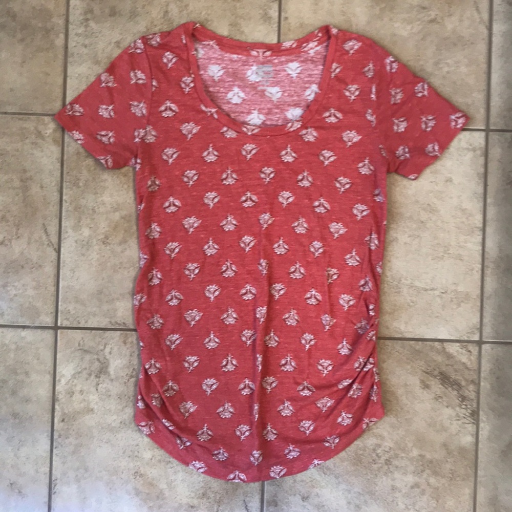 ⭐️5/$20⭐️ MATERNITY shirt sleeve shirt